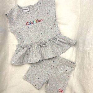 CALVIN KLEIN Set 3/6 months